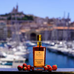 Rhum arrangé aux Fruits Rouge Rooïbos et Fleur de Chanvre